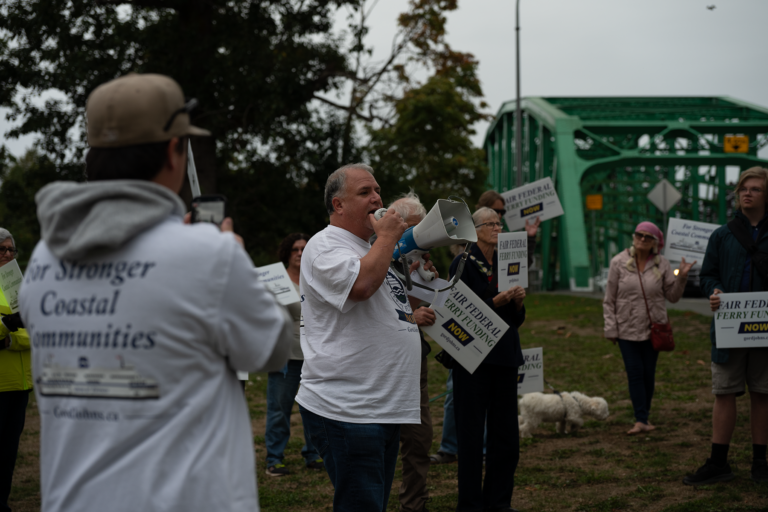 Rally in Courtenay calls for federal funding support for BC Ferries